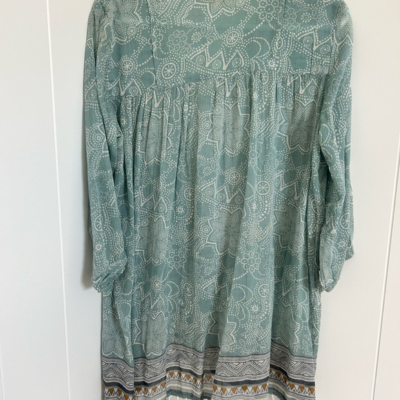 Roberta Roller Rabbit beach cover up - Picture 3 of 3